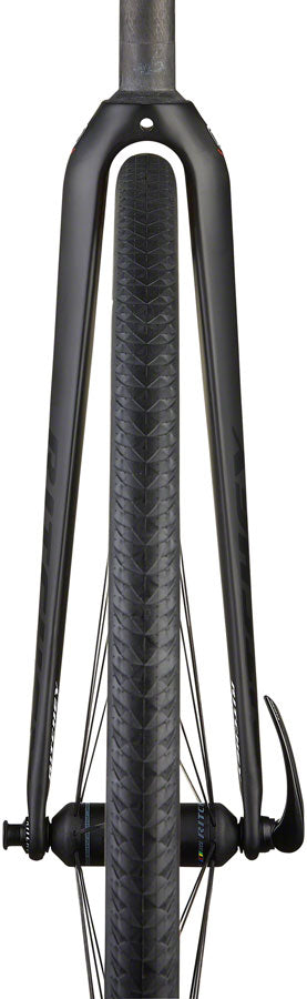 WCS Carbon - FK3409-02.jpg