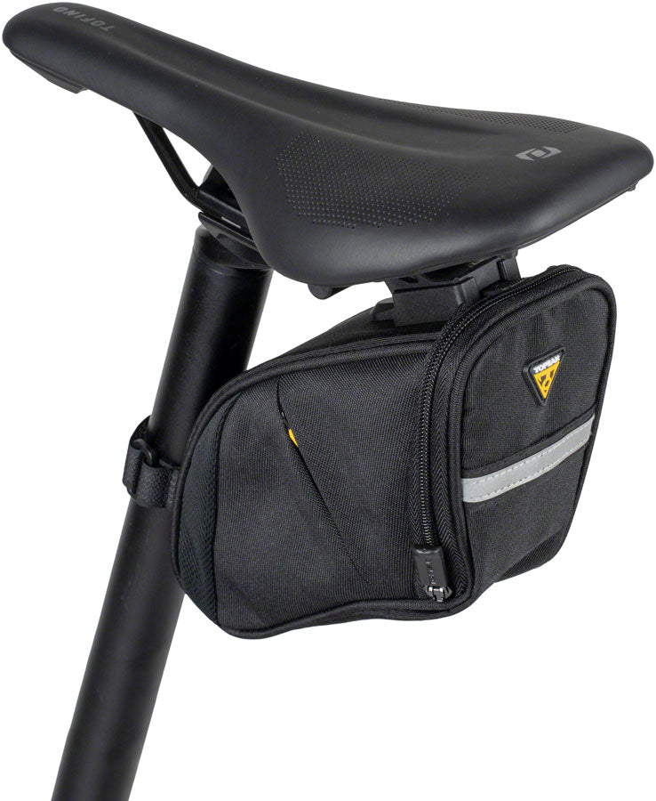 Aero Wedge Bags - BG0915-02.jpg