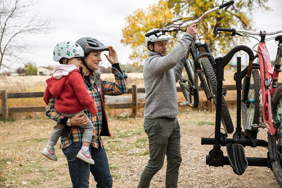 Transfer V2 Hitch Bike Rack - AR0157-04.jpg