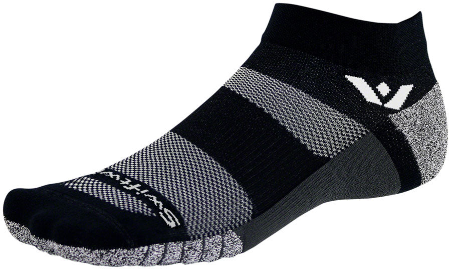 Flite XT Ankle Socks - SK3407.jpg