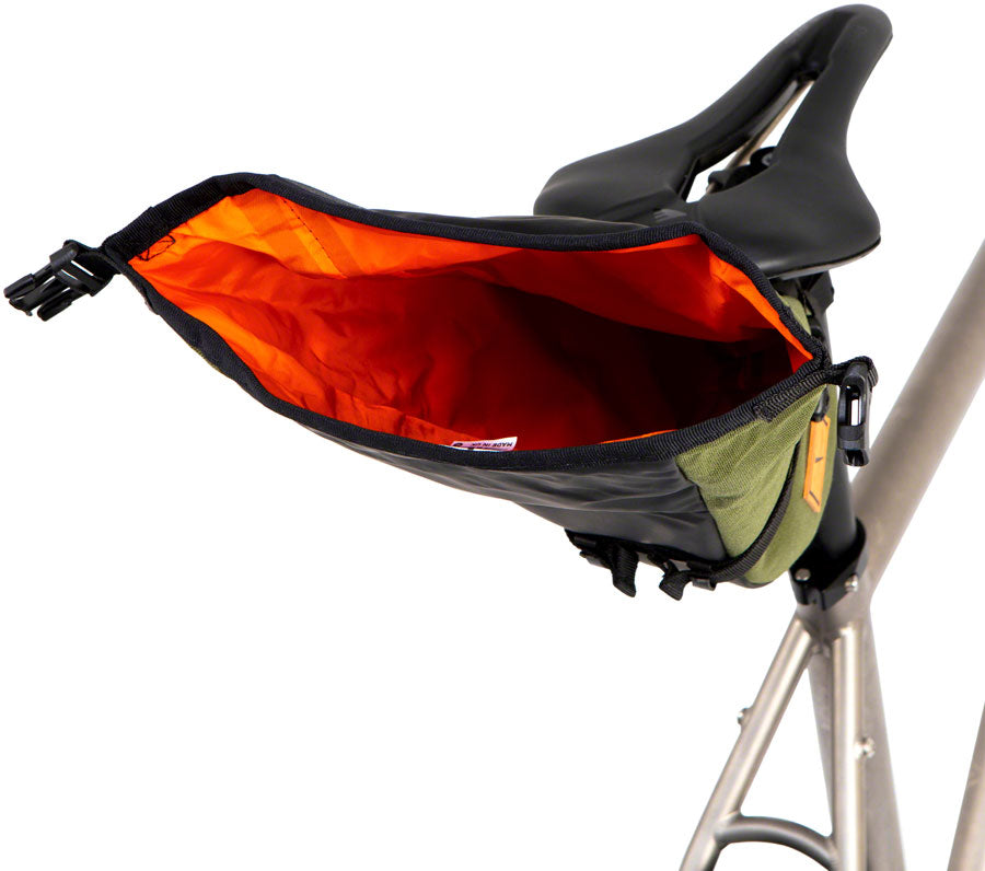 Saddle Pack - BG0986-05.jpg