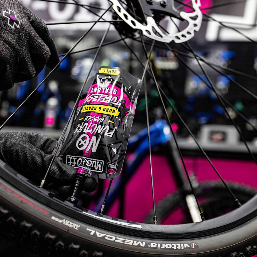 Road+Gravel Tubeless Tire Sealant - LU0181-03.jpg
