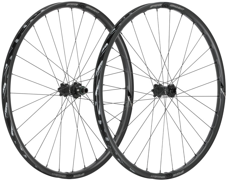 Gradient i30 Carbon Wheelset - WE1268.jpg