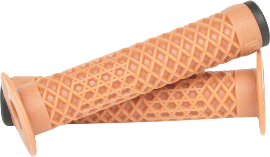 Cult x Vans Grips - HT9363.jpg