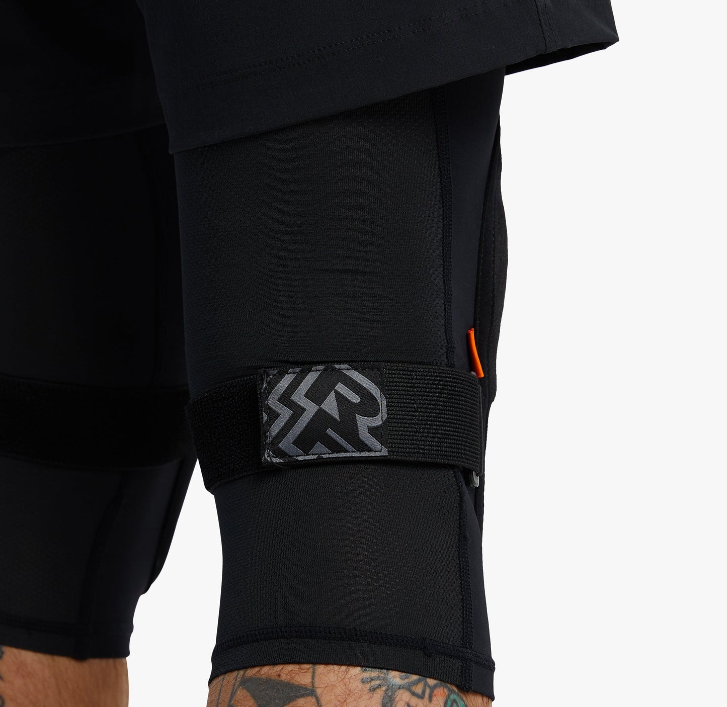 Race Face Indy Knee - Stealth