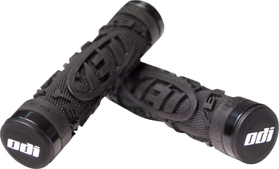 Yeti Hard Core Grips - HT3689.jpg