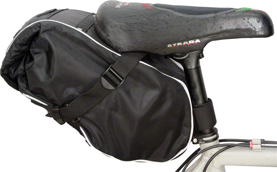 Saddle Trunk - BG8120.jpg