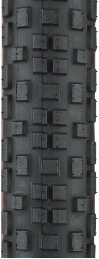 Knard Tire - TR0048-01.jpg