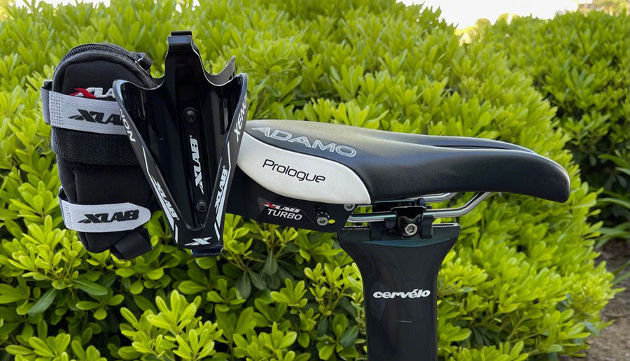 Turbo Wing Water Bottle Cage Mount - WC1101-02.jpg