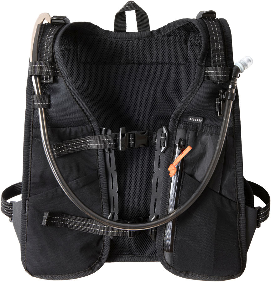 Rolltop Hydration Vest - BG1029-01.jpg