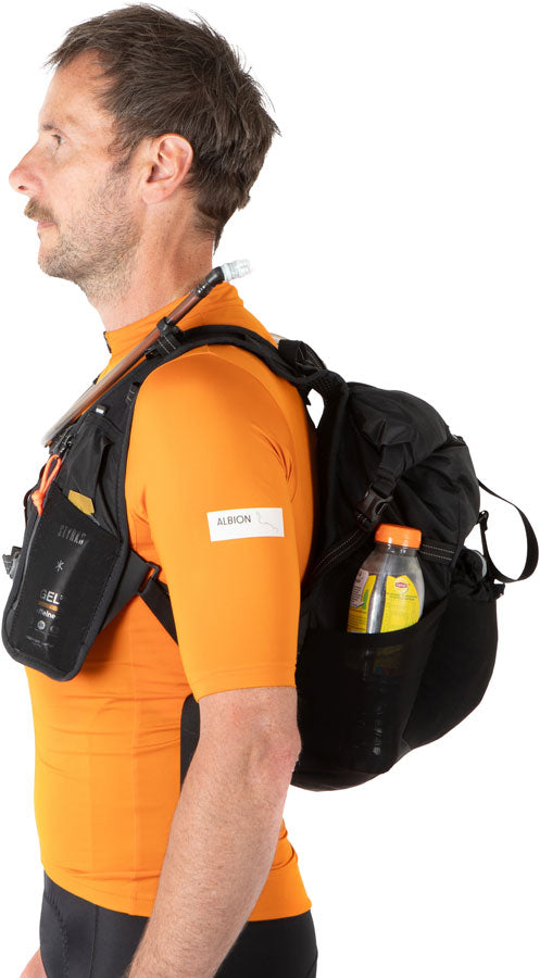 Rolltop Hydration Vest - BG1029-03.jpg