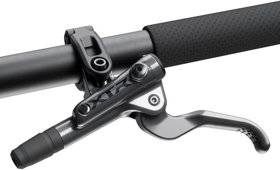 XTR M9200 XC Disc Brake and Lever - BR3231-02.jpg