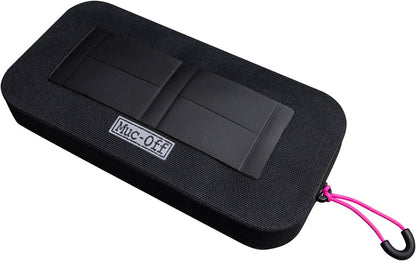 Essentials Case - BG1097-01.jpg
