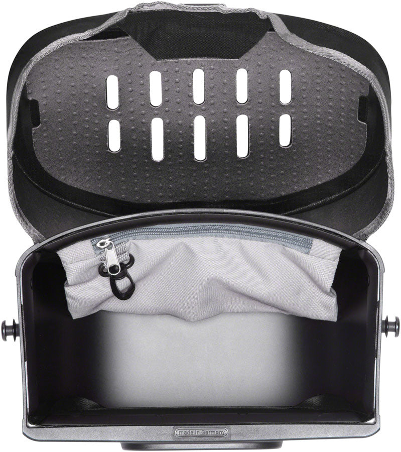 Ultimate 6 Plus Handlebar Bag - BG0912-02.jpg