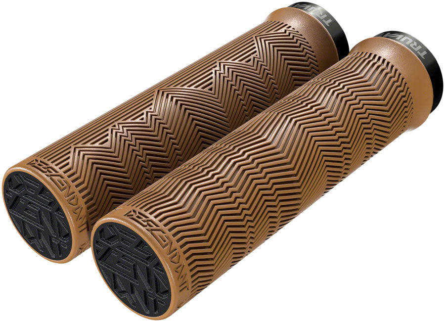 Descendant Grips - HT1358.jpg