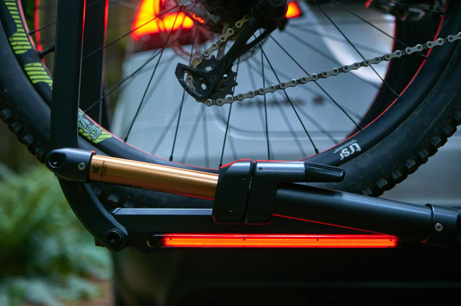Piston Pro X Hitch Bike Rack - AR0088-03.jpg