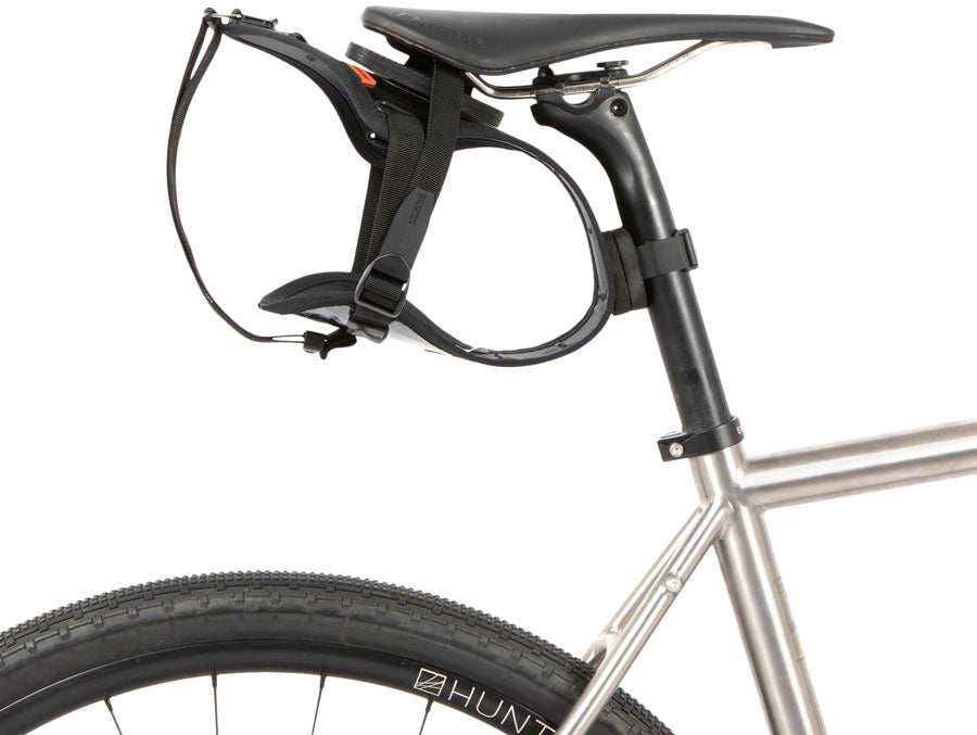 Race Saddle Bag - BG0283-01.jpg