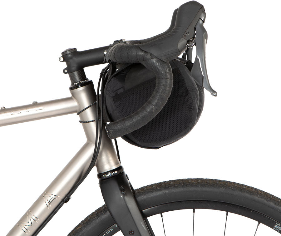 Race Drop Bar Handlebar Bag - BG1022-02.jpg