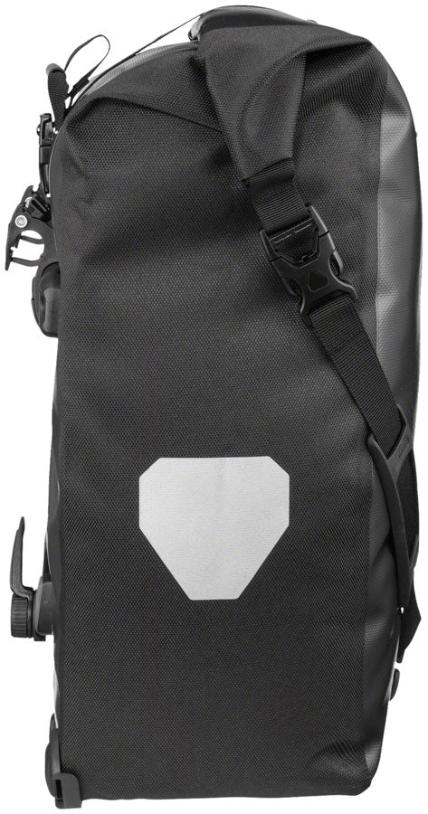 Back-Roller Classic Panniers - BG0661-01.jpg