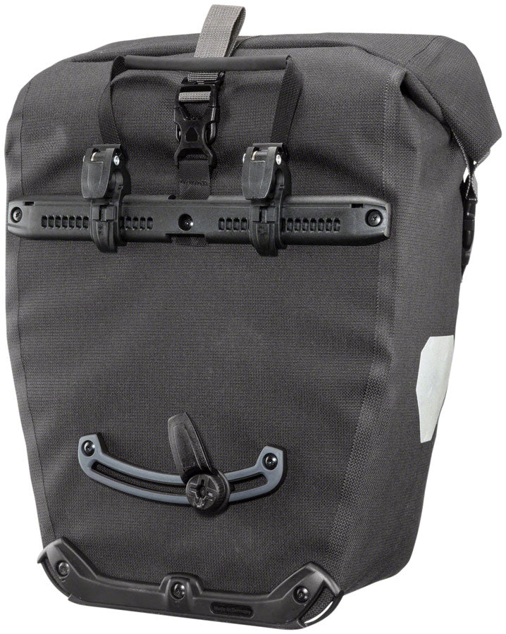 Back-Roller Urban Panniers - BG0665-02.jpg