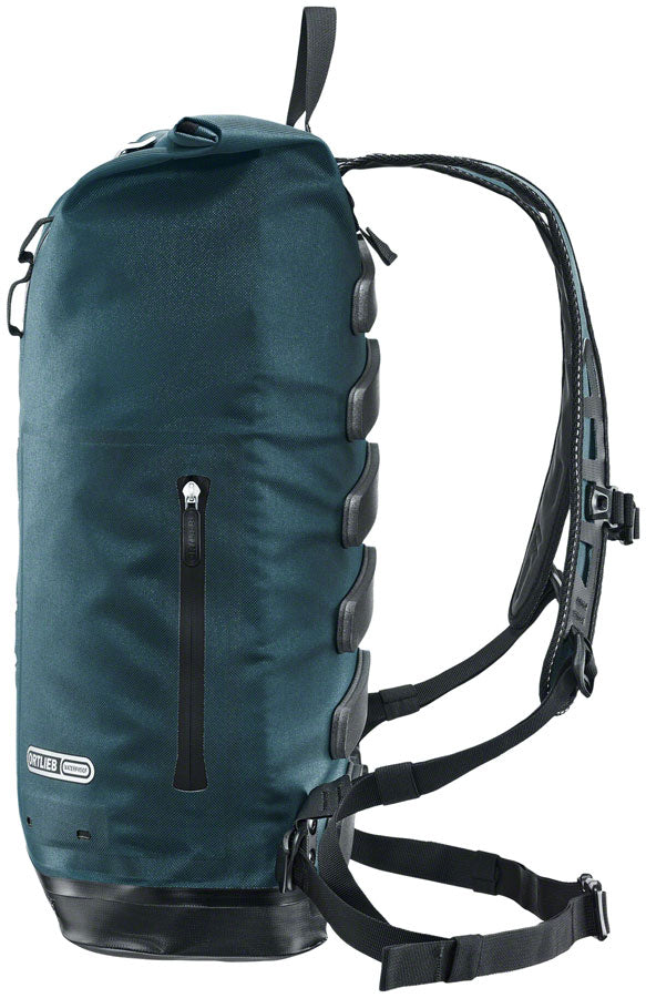 Commuter-Daypack City - BG0676-01.jpg