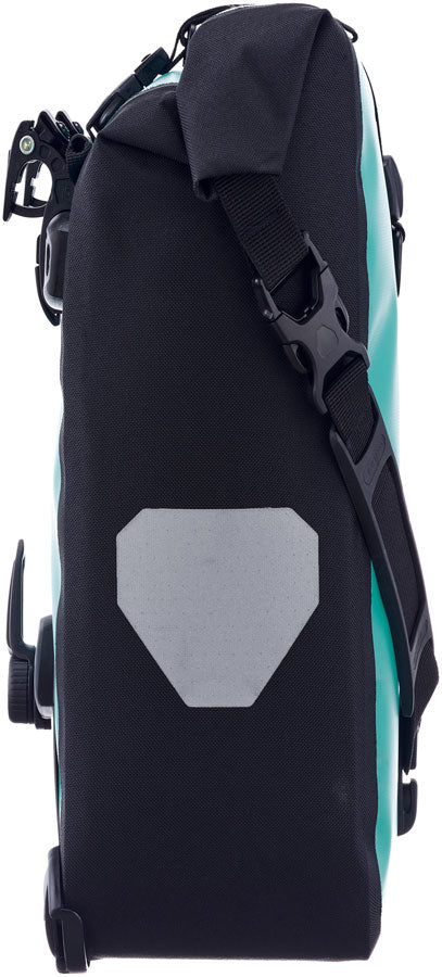 Sport-Roller Free Panniers - BG1174-02.jpg