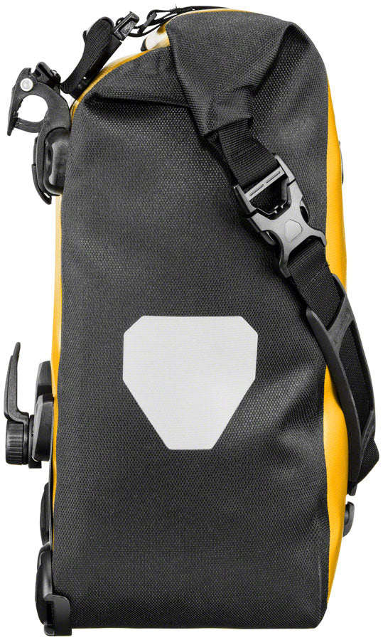 Sport-Roller Panniers - BG0669-02.jpg