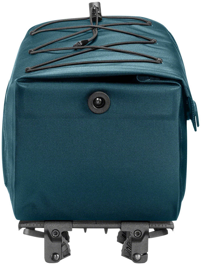 E-Trunk - BG0673-02.jpg