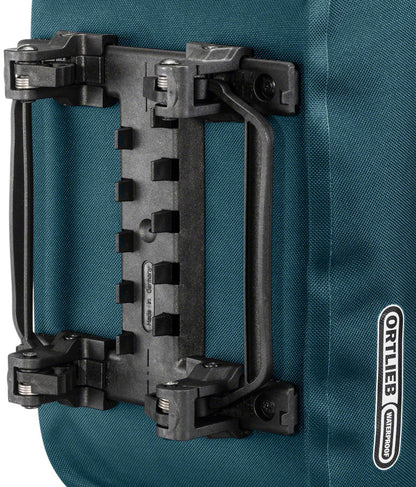 E-Trunk - BG0673-04.jpg