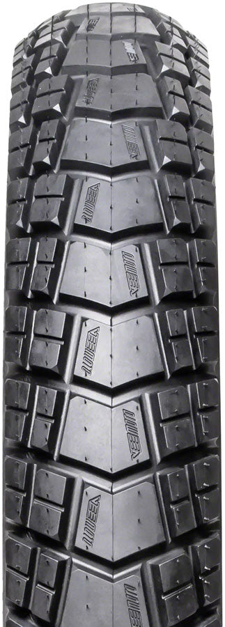 Huntsman Tire - TR2409-01.jpg