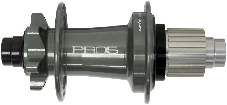 Pro 5 Rear Hub - HU1692.jpg