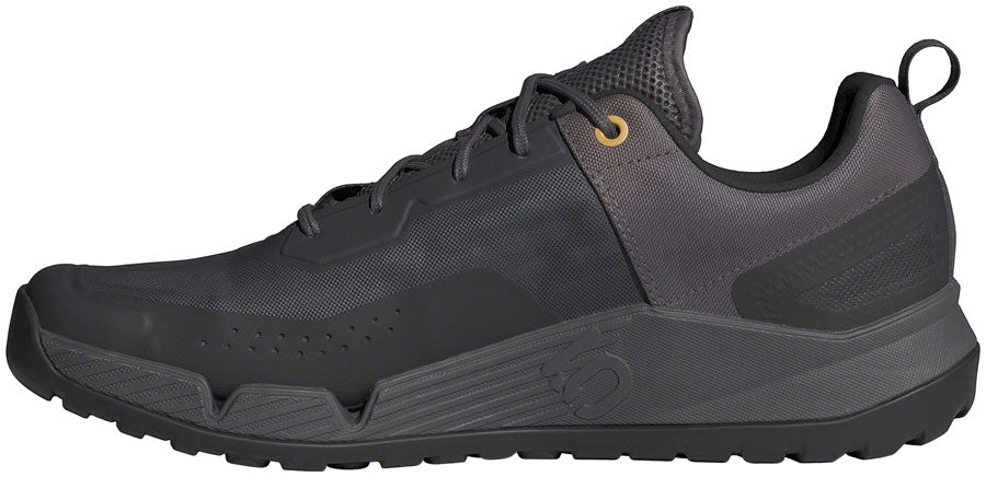 Trailcross LT Flat Shoes - Men's, Charcoal/Putty Gray/Oat - SH01927-05.jpg