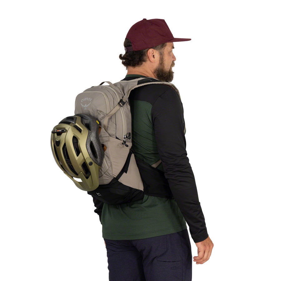 Raptor Hydration Pack - BG0865-07.jpg