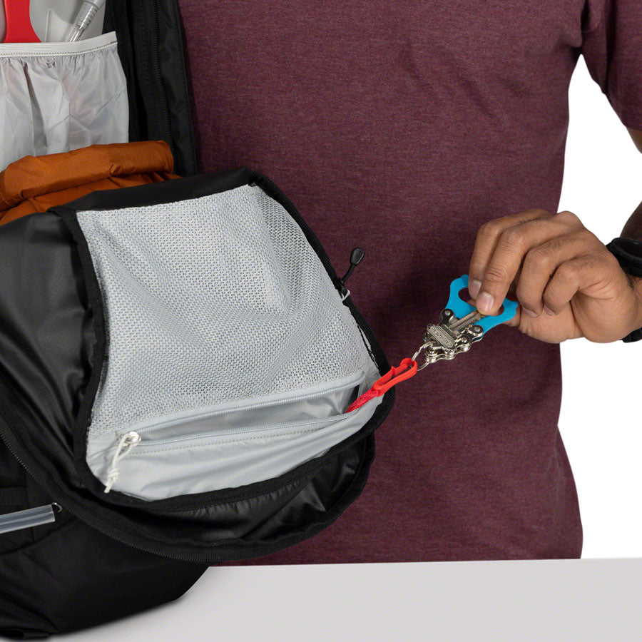 Talon Backpack - BG0874-06.jpg
