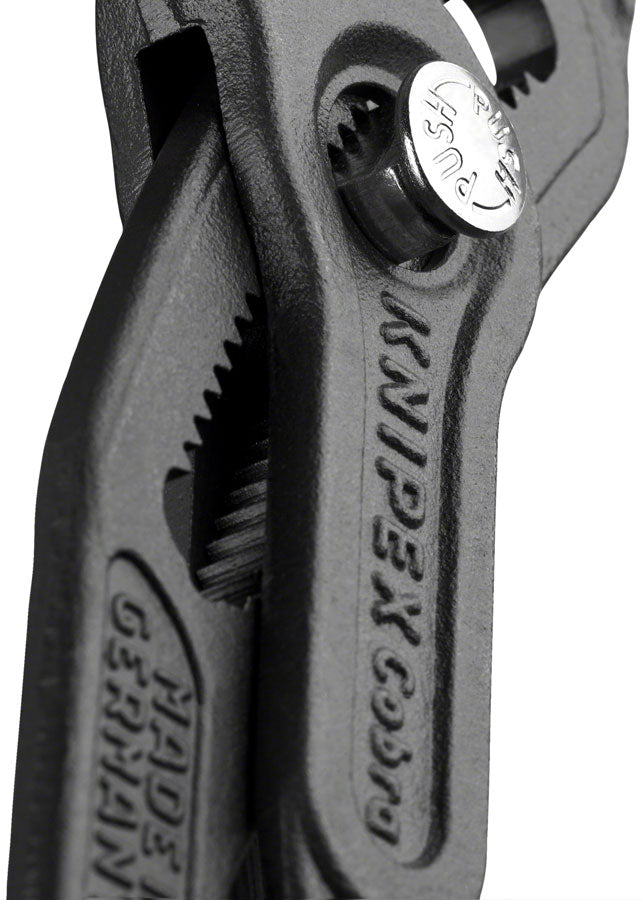Cobra Water Pump Adjustable Pliers - TL1213-04.jpg
