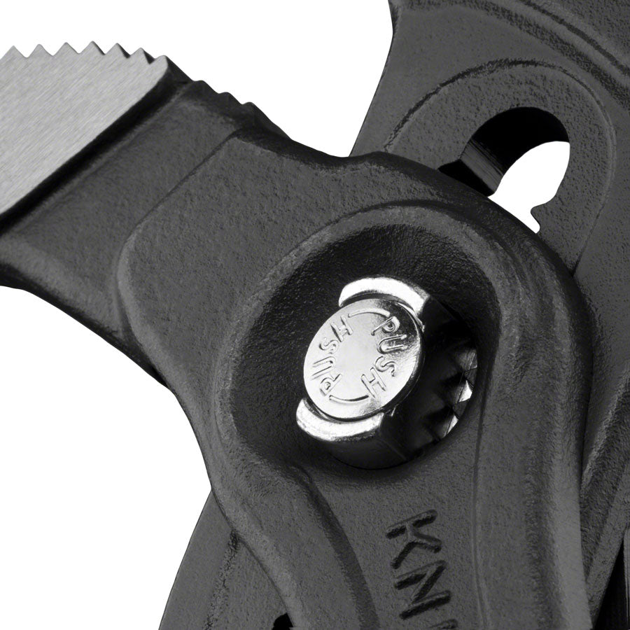 Cobra Water Pump XL Adjustable Pliers - TL1216-03.jpg