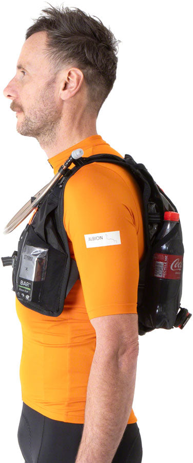 Race Hydration Vest - BG0832-03.jpg