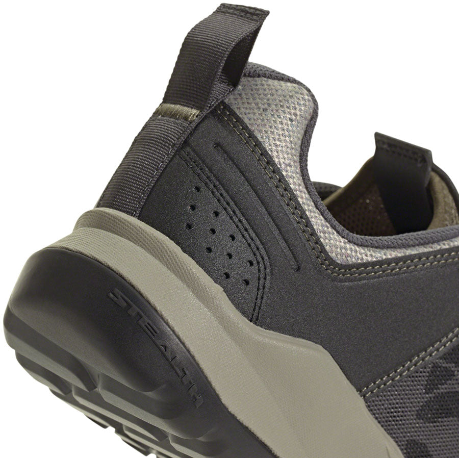 Trailcross XT Flat Shoes - Men's, Gray Six/Core Black/Olive Strata - SH02955-02.jpg