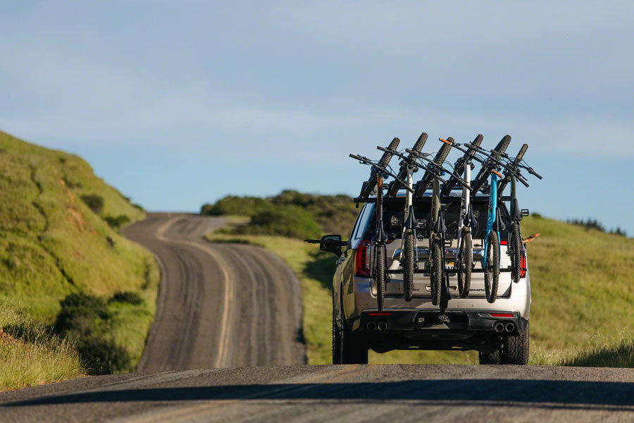 ReVert Hitch Rack - AR0216-02.jpg