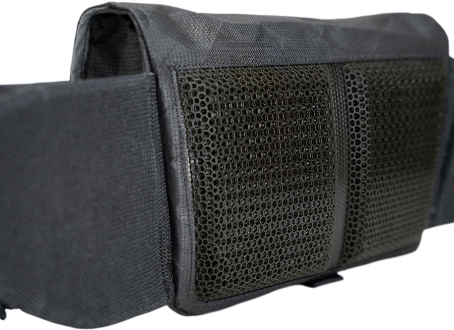 The Venture 3D Lumbar Pack - BG1037-02.jpg