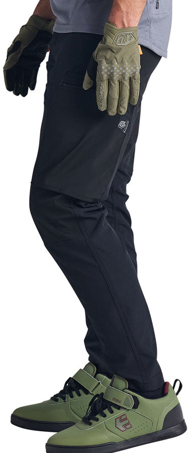 Ruckus Cargo Pants - AB00418-04.jpg