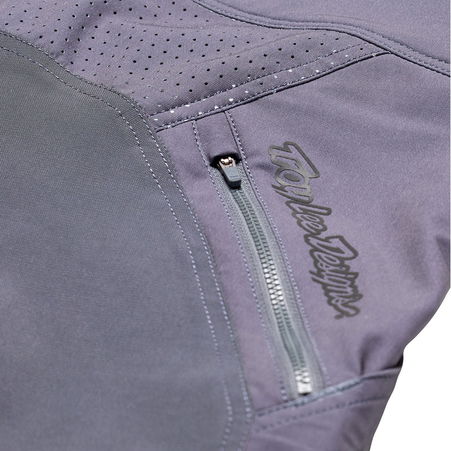 Ruckus Cargo Pants - AB00423-03.jpg