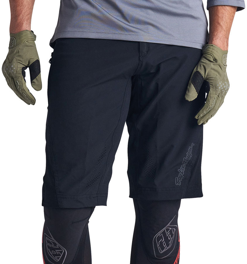 Ruckus Shorts - AB00428-04.jpg