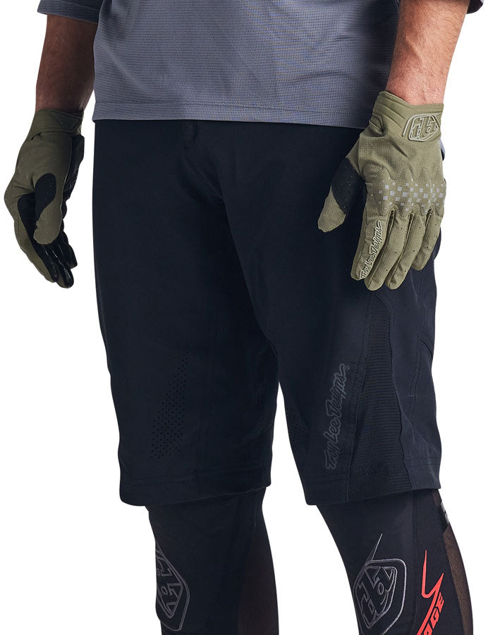 Ruckus Shorts - AB00428-05.jpg
