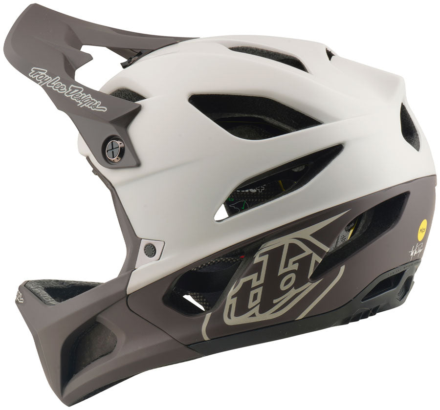 Stage Helmet - HE5527-02.jpg