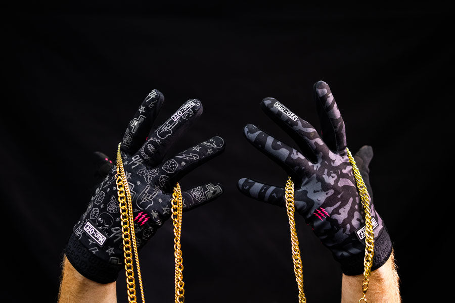 D30 Rider Gloves - GL01164-01.jpg