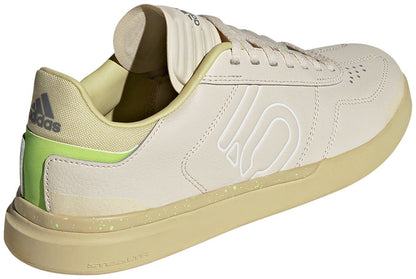 Sleuth DLX Flat Shoes - Women's, Wonder White/FTWR White/Sandy Beige - SH00044-01.jpg
