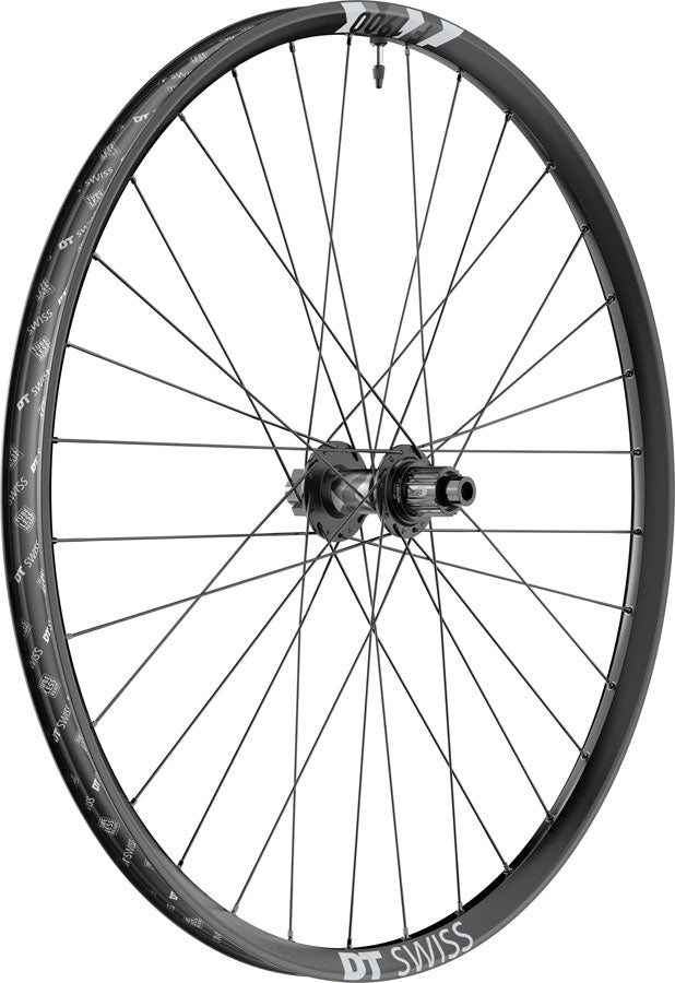 F 1900 Classic Rear Wheel - WE3858.jpg