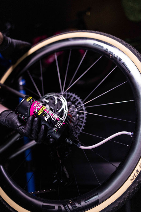 Road+Gravel Tubeless Tire Sealant - LU0182-03.jpg