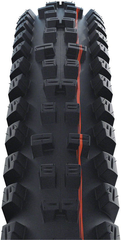 Tacky Chan Tire - TR4386-01.jpg